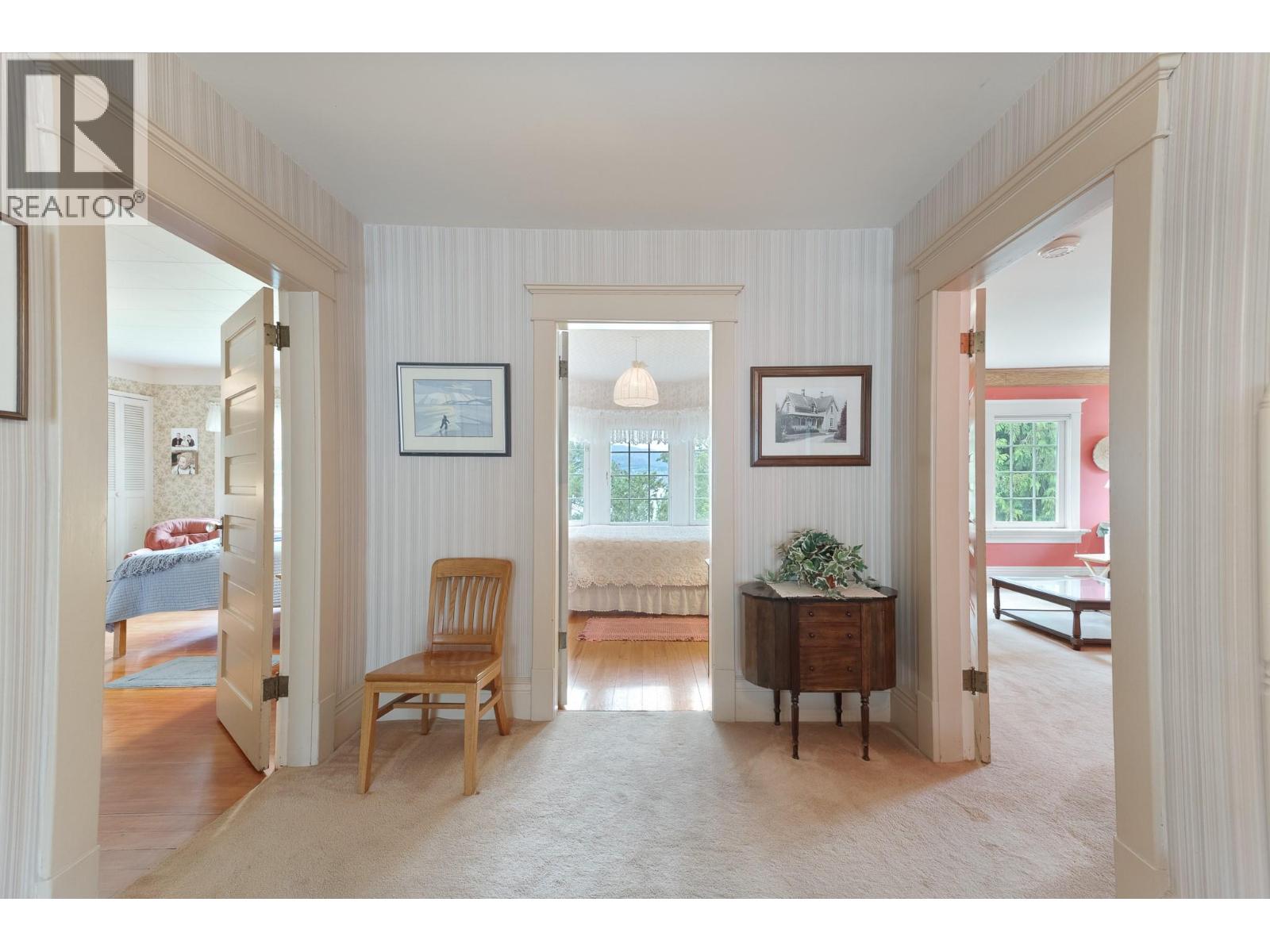 4852-4858 Lakeshore Road - 19