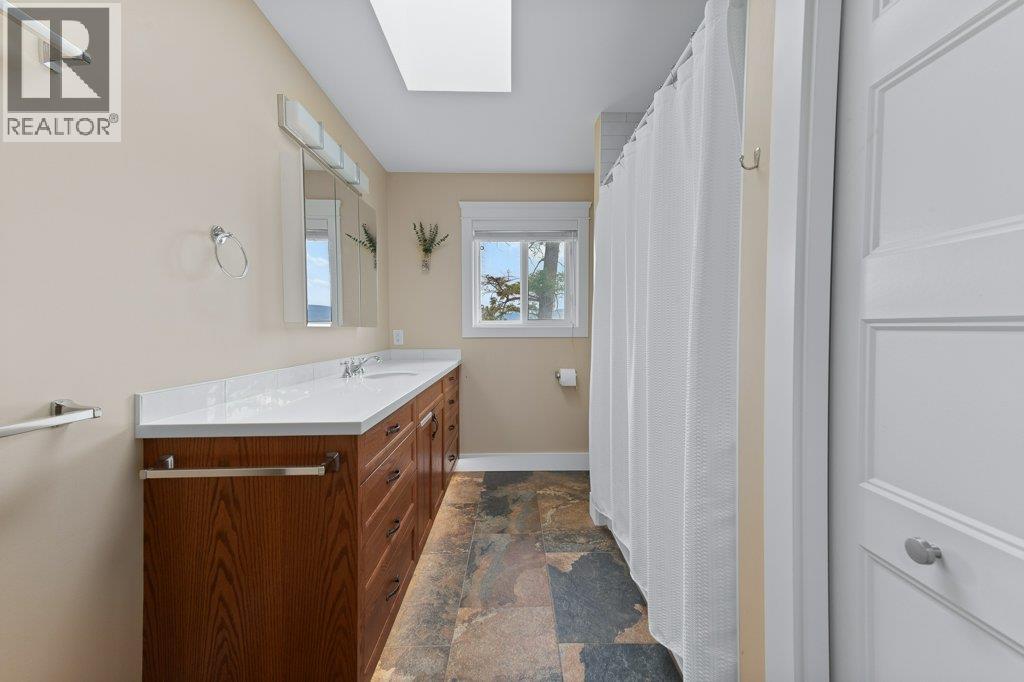 4852-4858 Lakeshore Road - 49