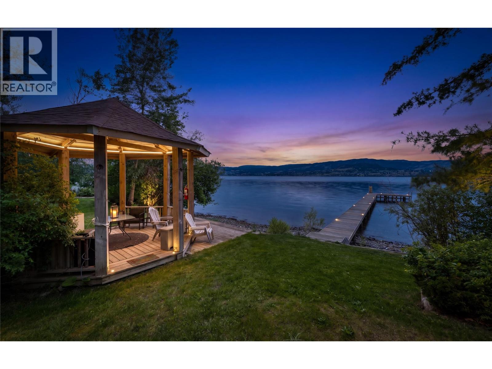 4852-4858 Lakeshore Road - 75