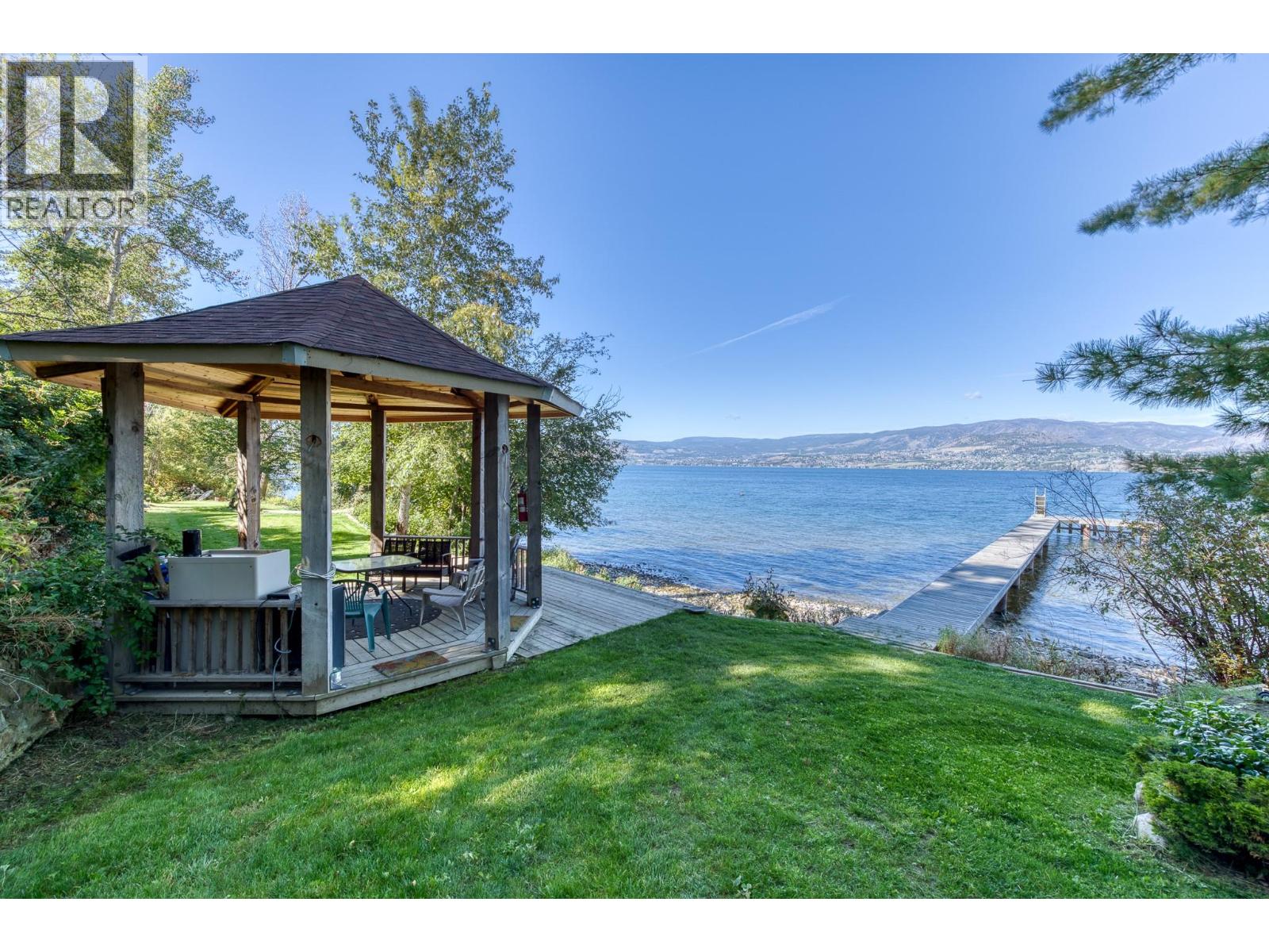 4852-4858 Lakeshore Road - 90