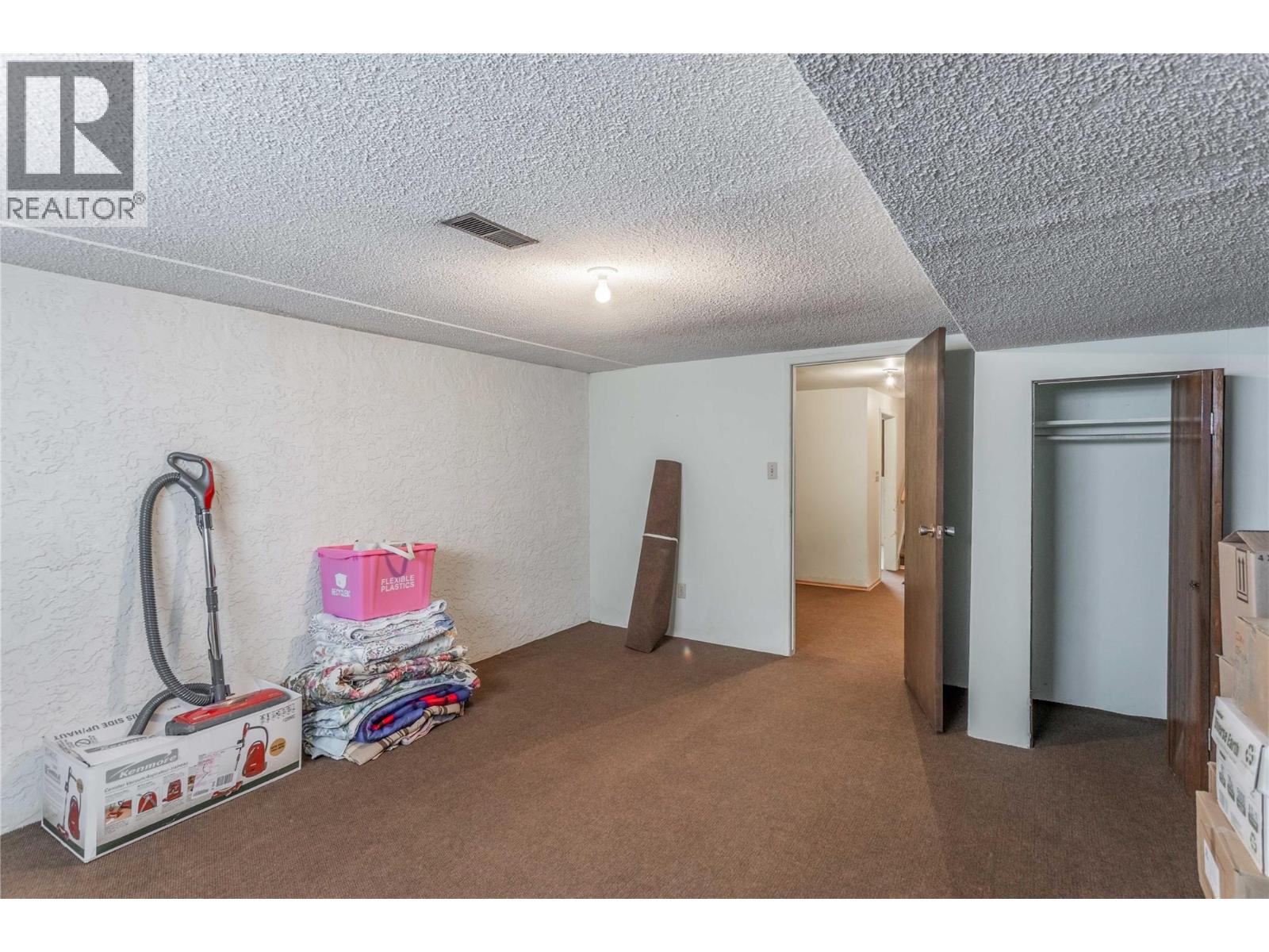 1206 Lawson Avenue - 25