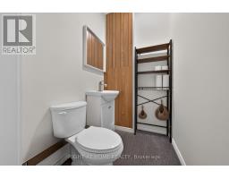 105 - 2323 Bloor Street W, Toronto, ON M6S4W1 Photo 10