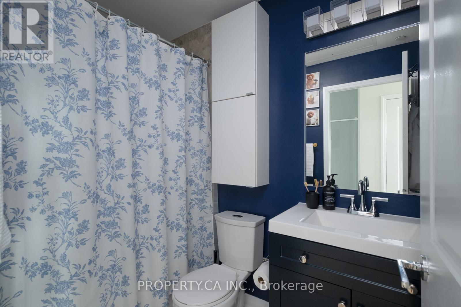 #3302 59 ANNIE CRAIG DRIVE - 15