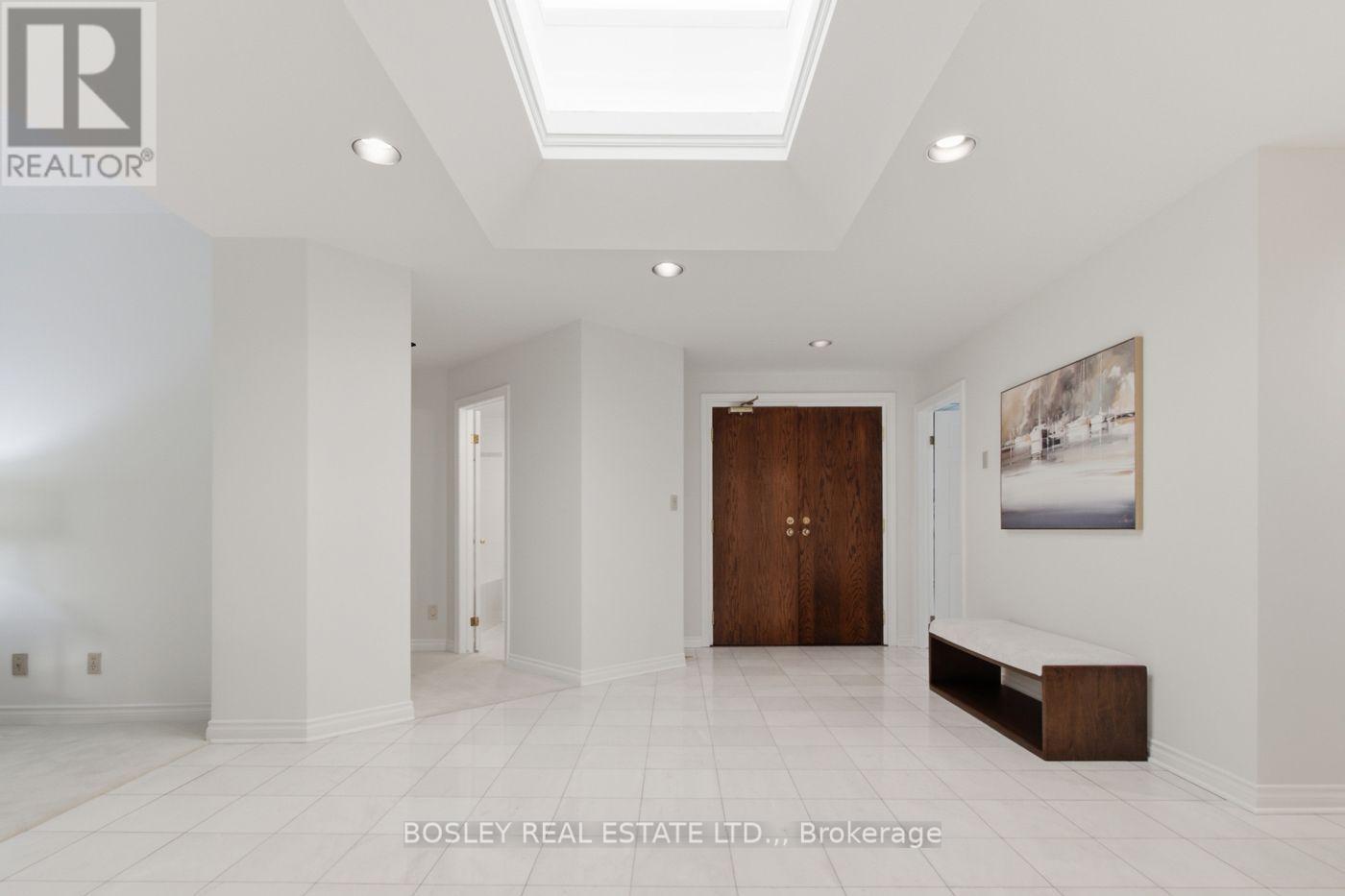 #2604 701 GENEVA STREET - 35