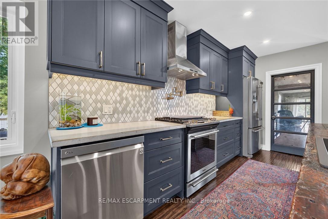 7327 RAINHAM ROAD - 10