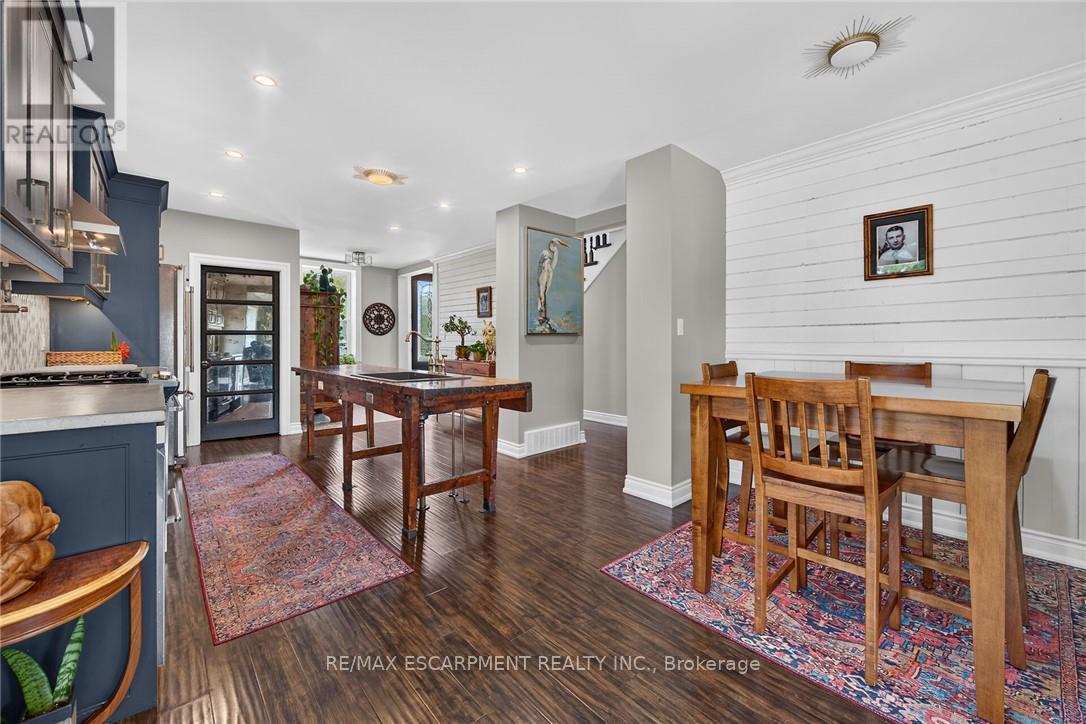 7327 RAINHAM ROAD - 12