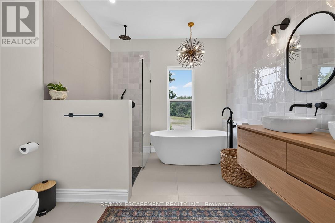 7327 RAINHAM ROAD - 31