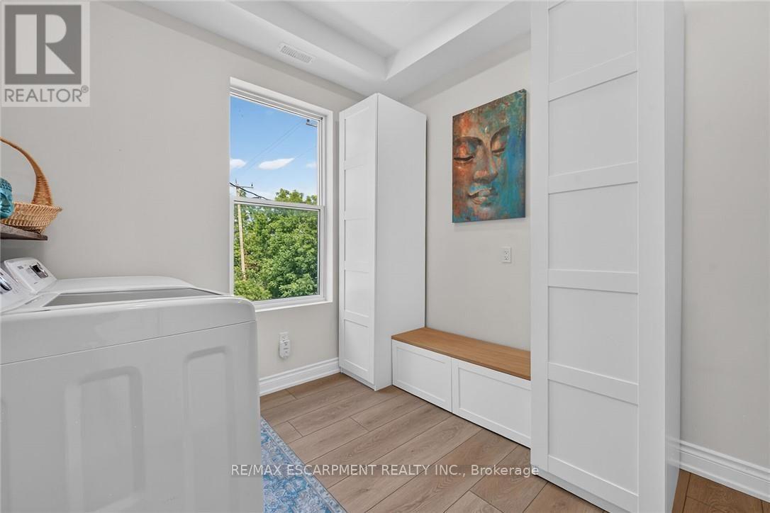 7327 RAINHAM ROAD - 33