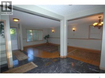 2018 Morgan AVENUE - Image 4