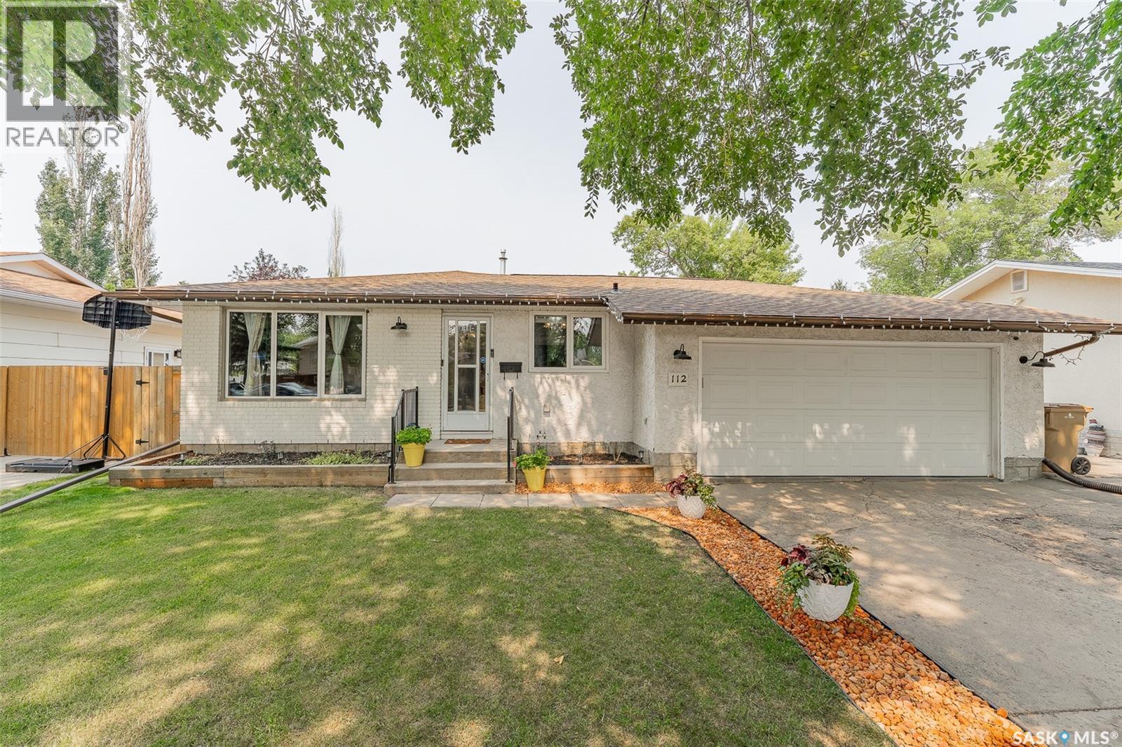 112 Tremaine AVENUE - 1
