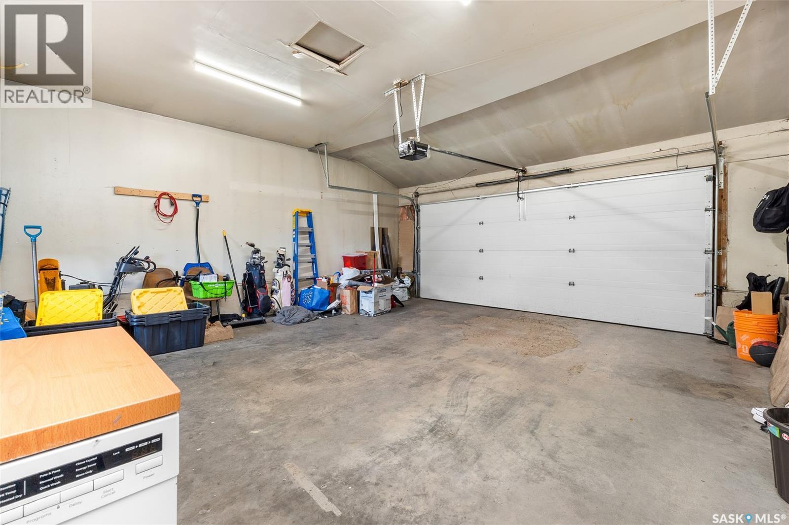 112 Tremaine AVENUE - 24
