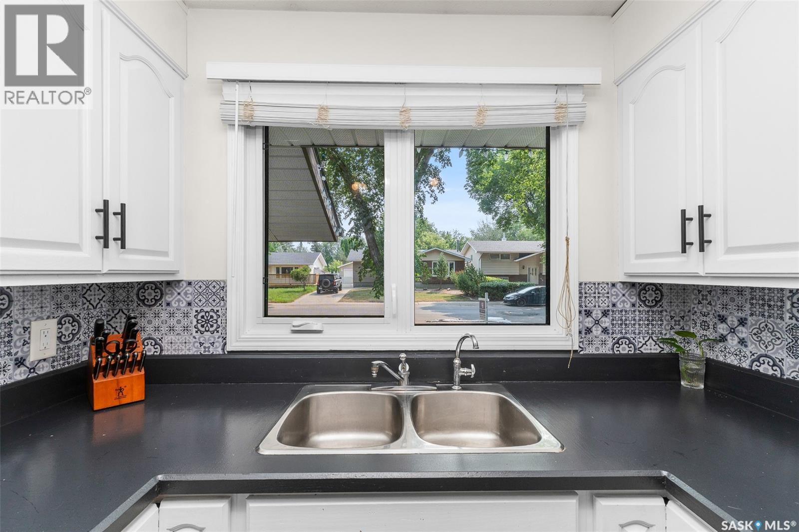 112 Tremaine AVENUE - Image 6