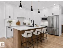 3318 Chickadee Dr Nw, Edmonton, AB T5V1R5 Photo 9
