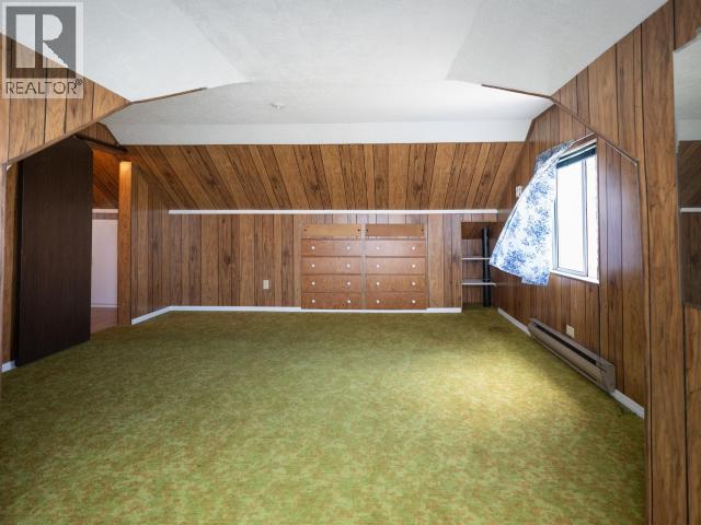 6892 BURNABY STREET - 26