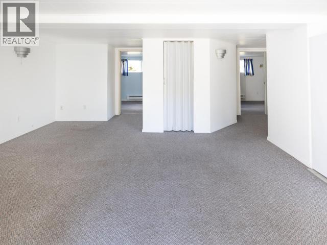 6892 BURNABY STREET - 43