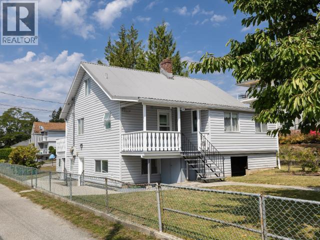 6892 BURNABY STREET - 10