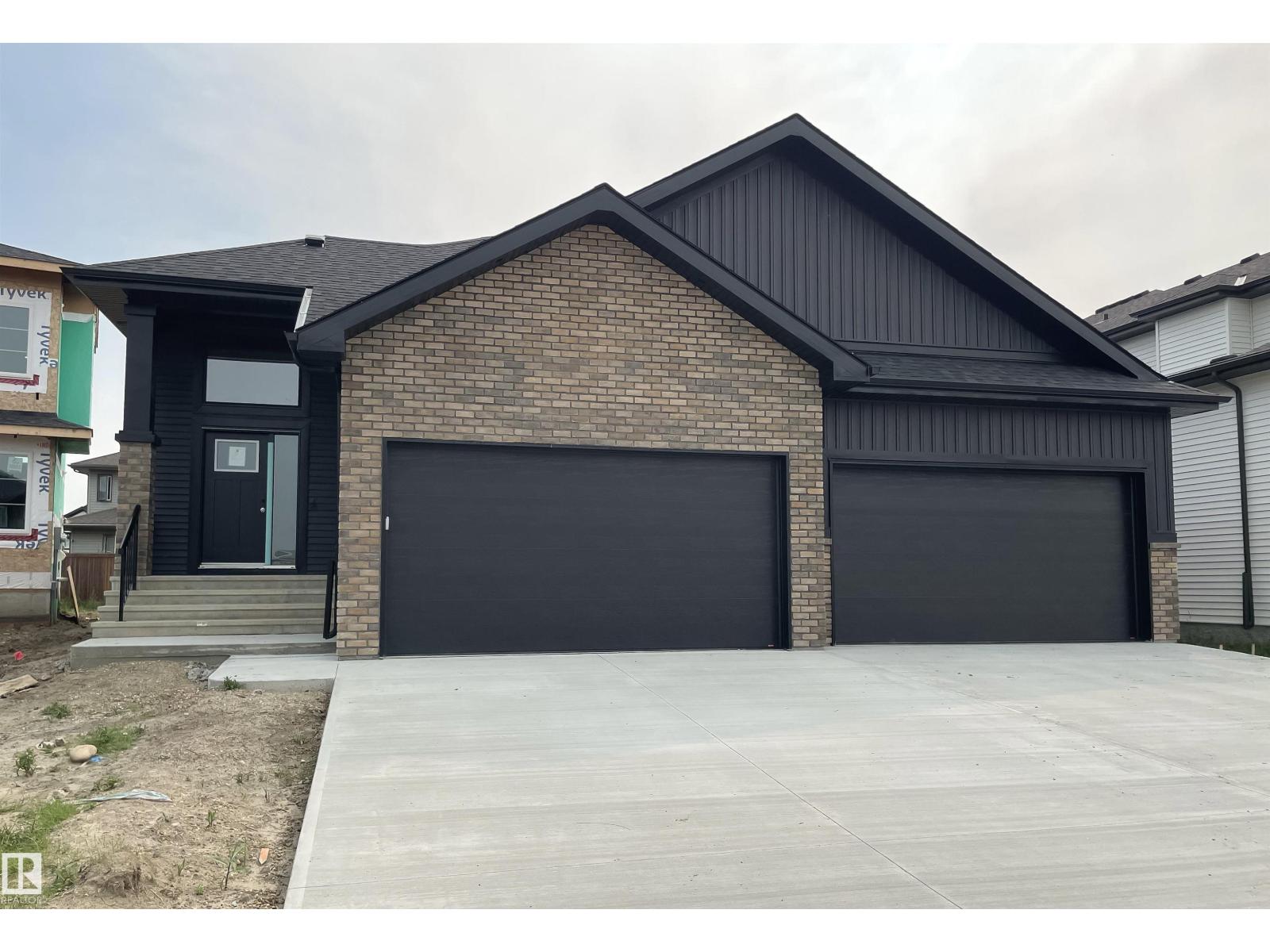 23 DARBY CR, Deer Park_SPGR, Spruce Grove photo 1