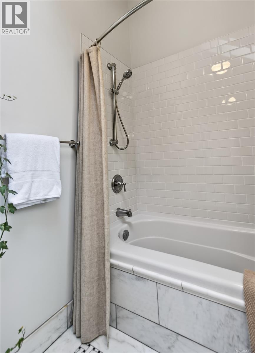 970 1st St - Image 32