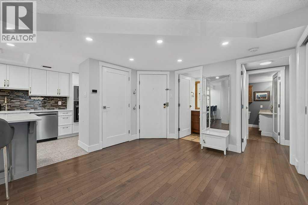 #230 1304 15 Avenue SW - 4