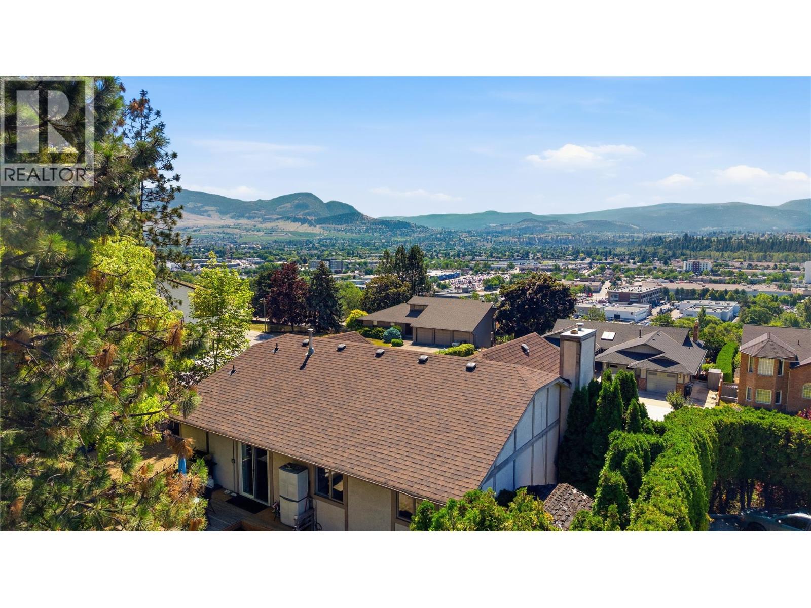 2260 Omineca Place - 42