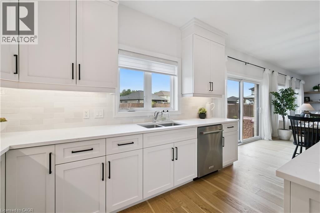 415 ROGERS Road - Image 7