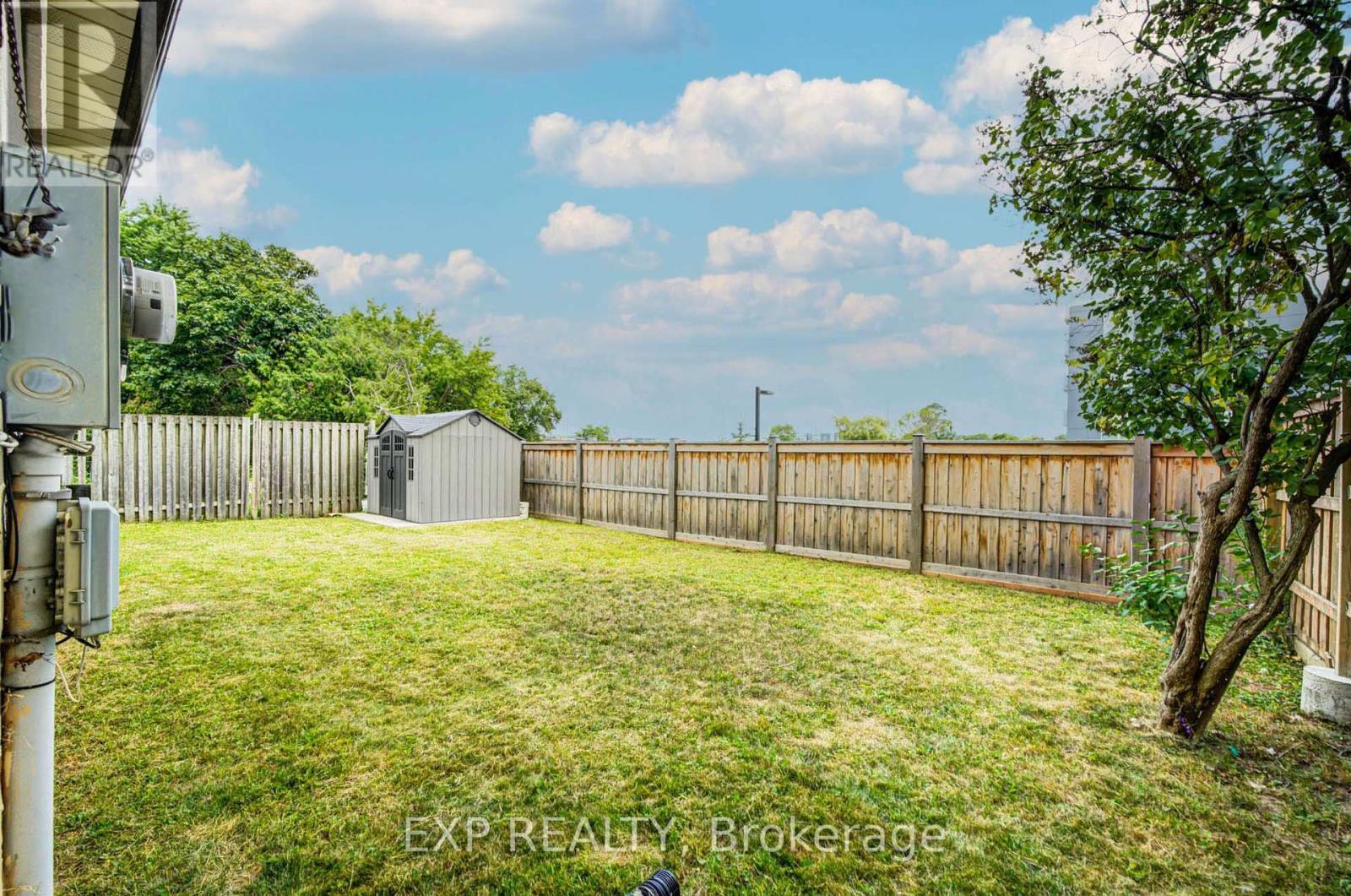 608 RUPERT AVENUE - 32