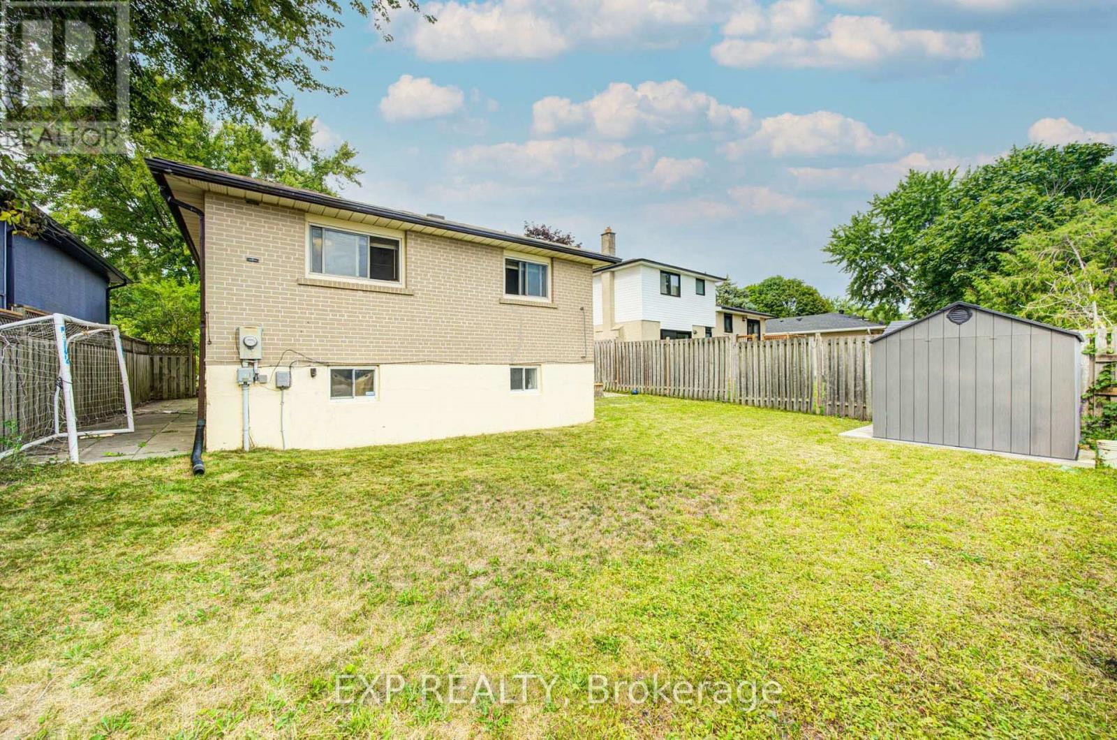 608 RUPERT AVENUE - 36