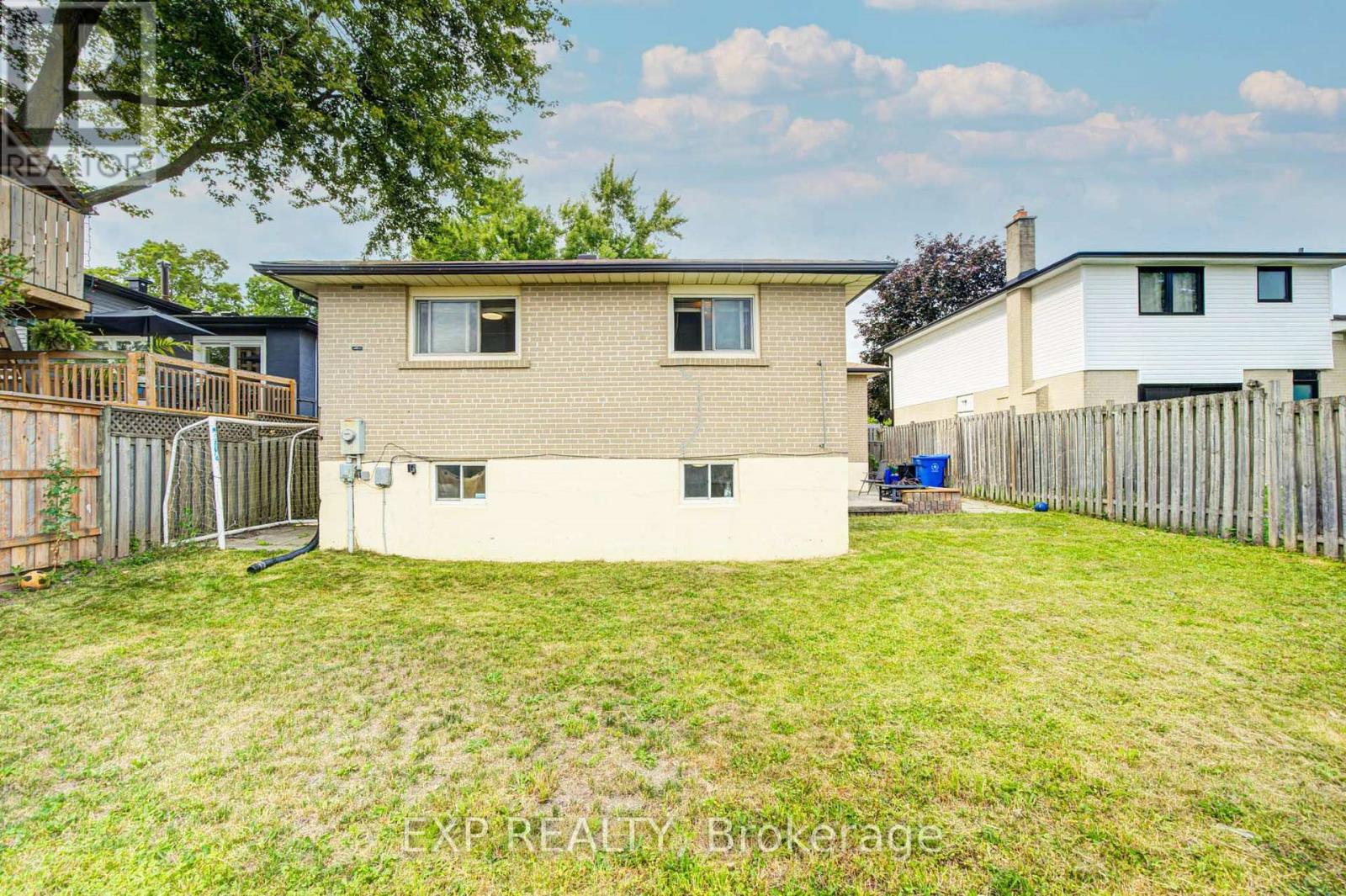 608 RUPERT AVENUE - 34