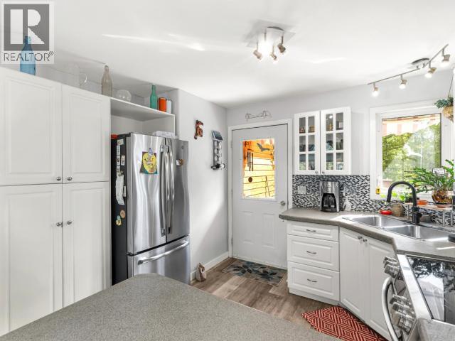 40 TIGEREYE CRESCENT - 11