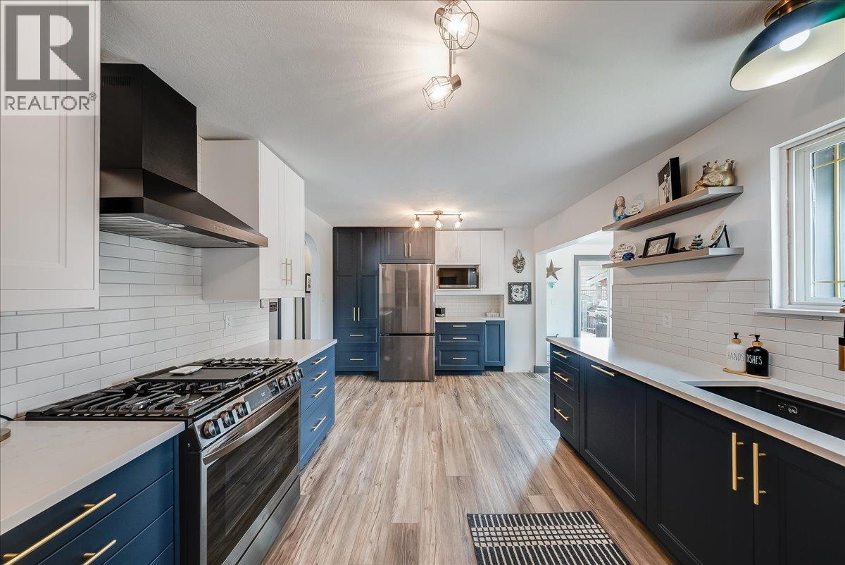 77 Walnut Avenue - 13