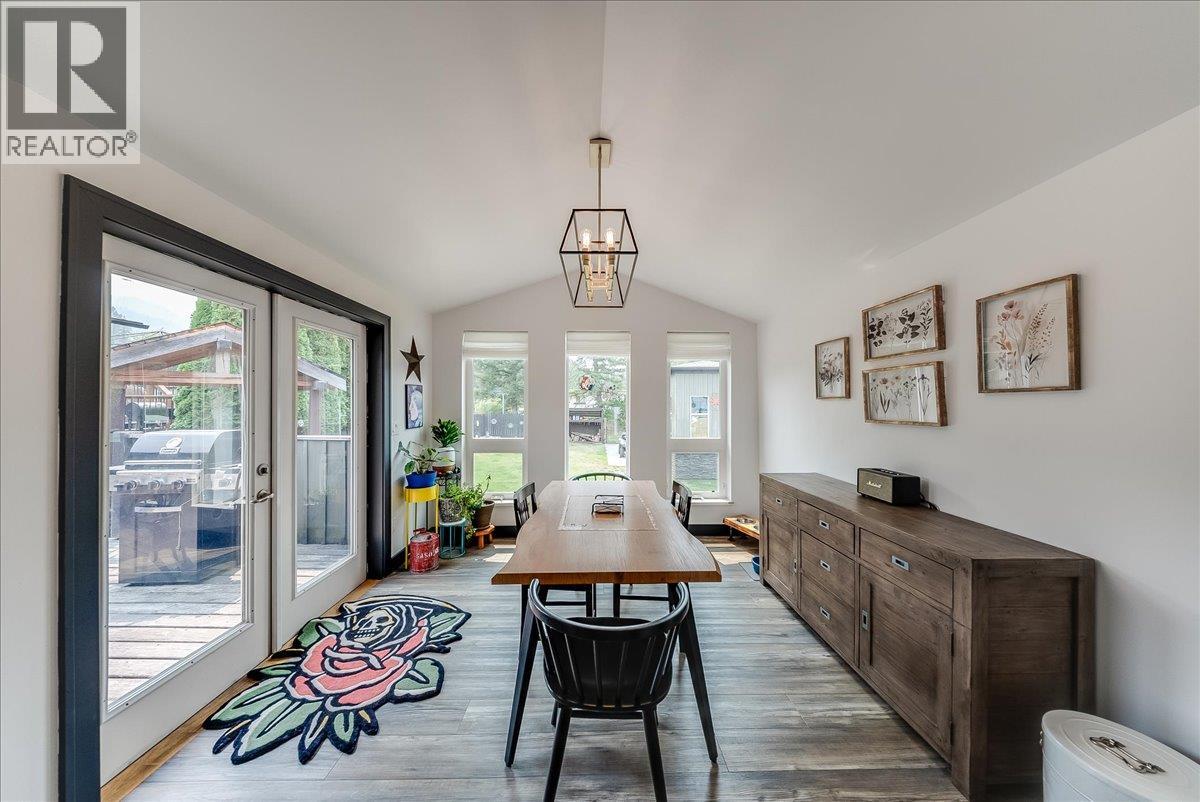 77 Walnut Avenue - 21