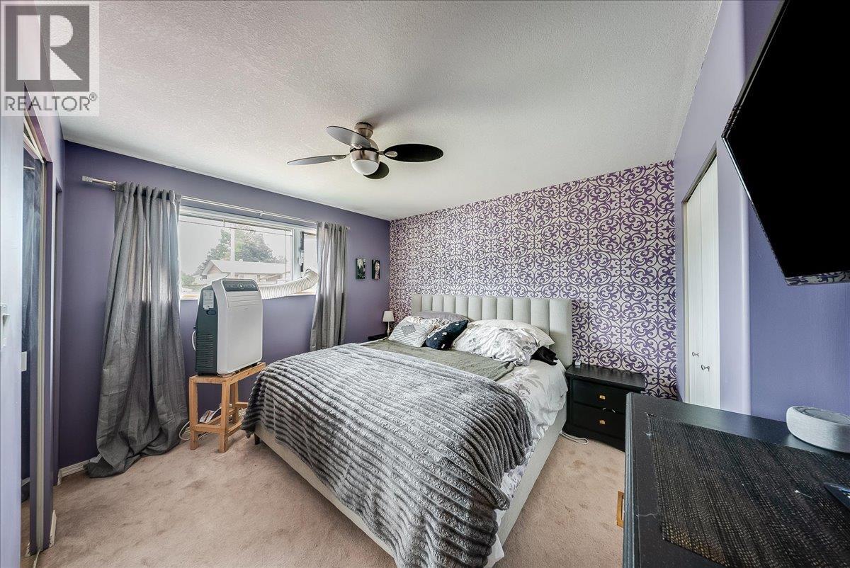 77 Walnut Avenue - 30