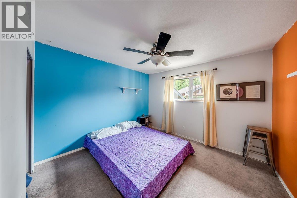 77 Walnut Avenue - 32