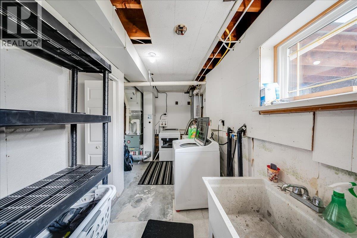 77 Walnut Avenue - 49