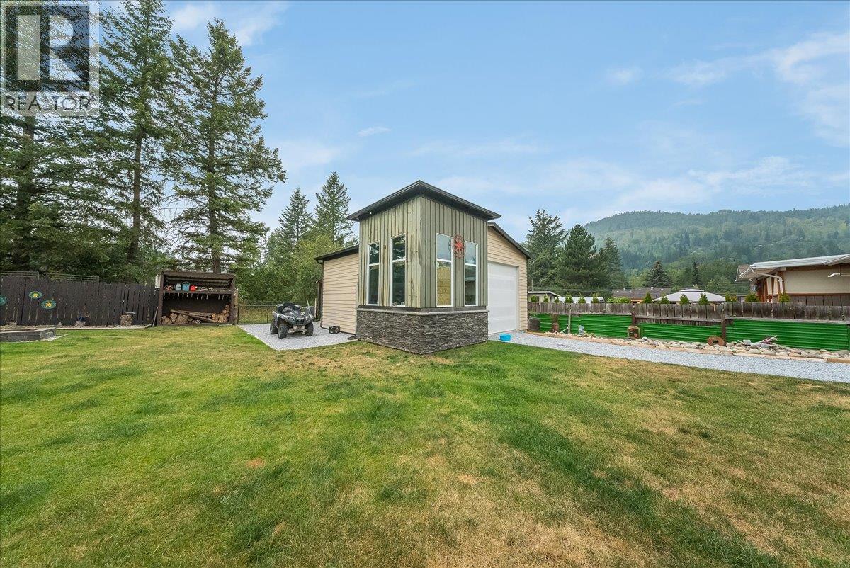 77 Walnut Avenue - 65