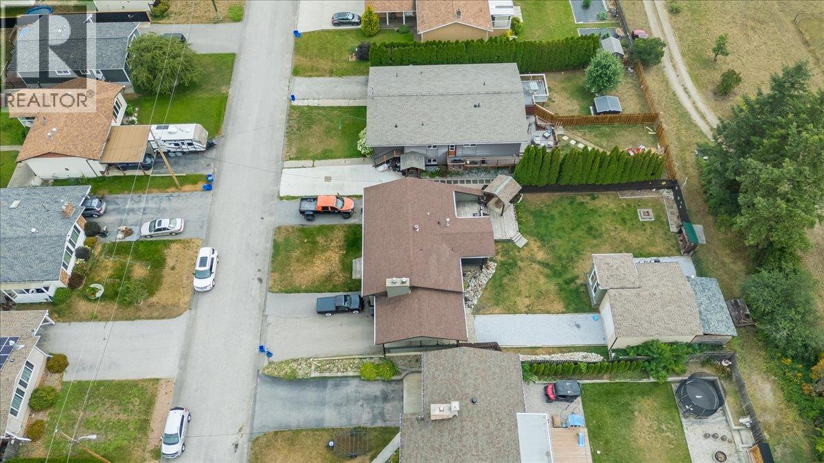 77 Walnut Avenue - 74
