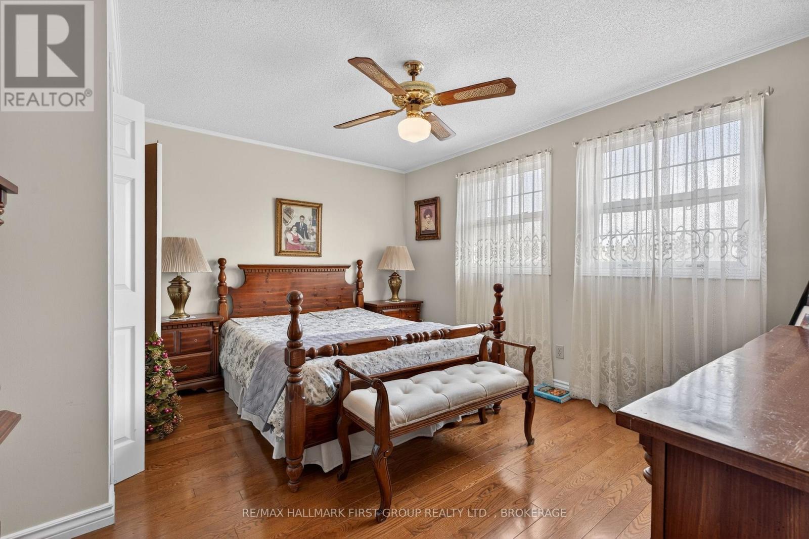 1130 CAITLIN CRESCENT - 20