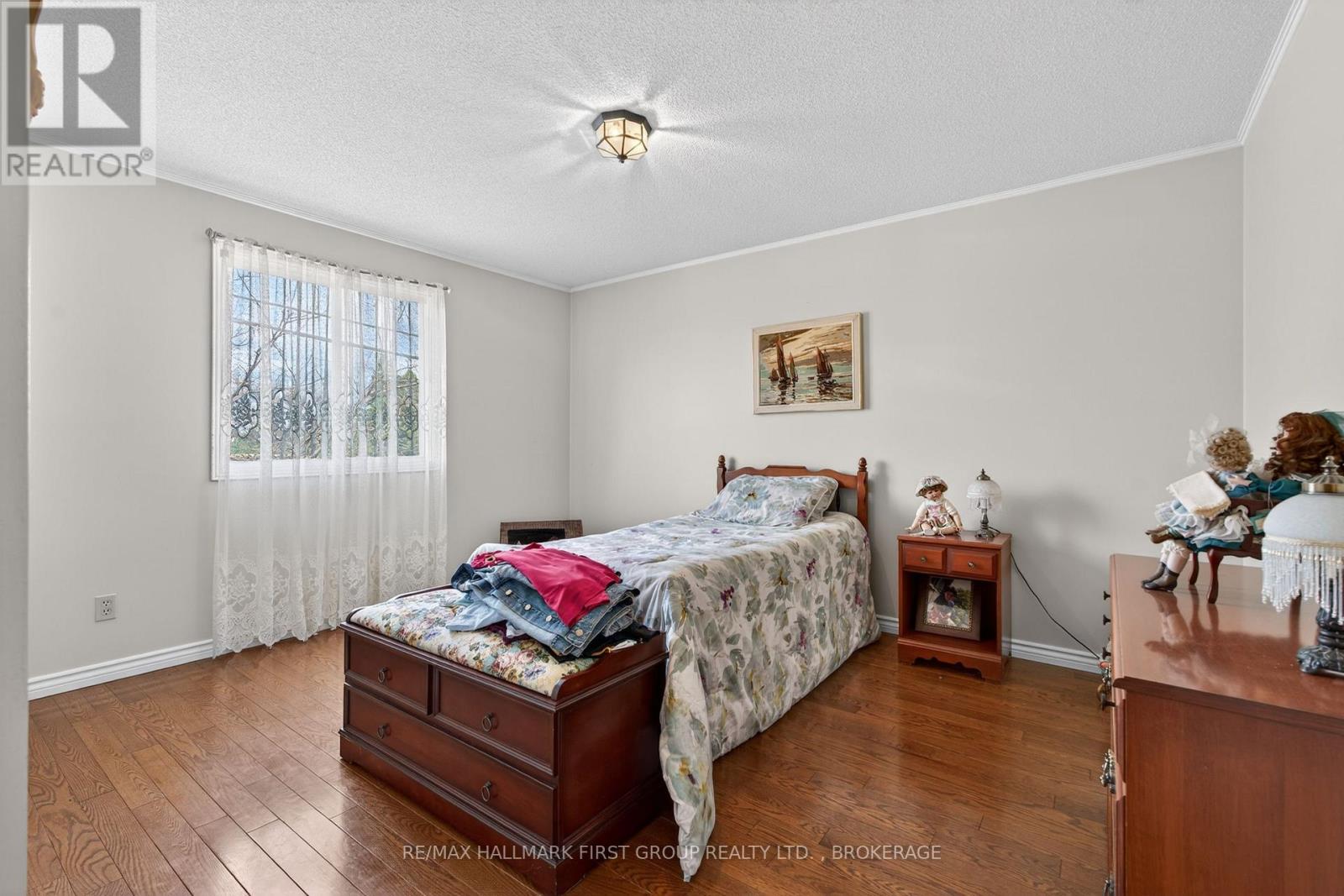 1130 CAITLIN CRESCENT - 21