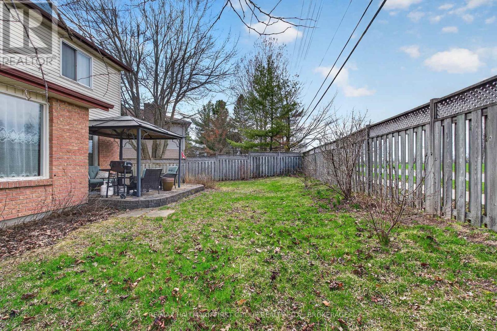 1130 CAITLIN CRESCENT - 28