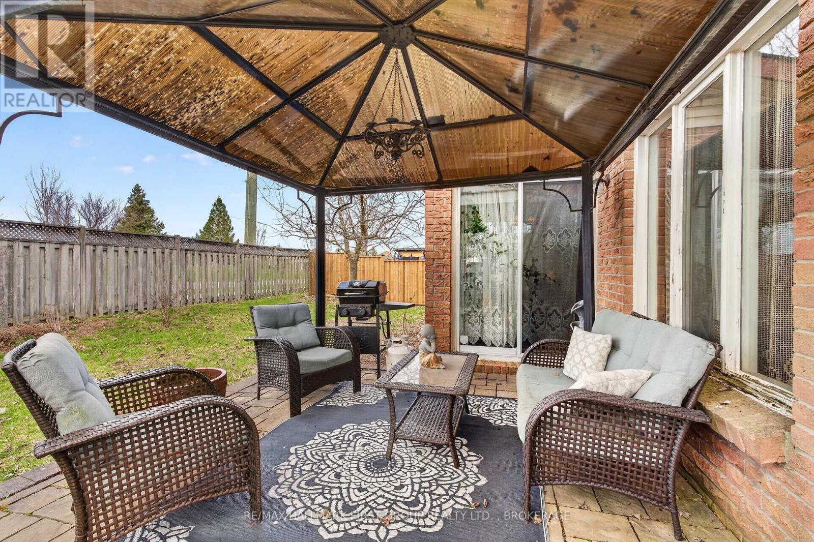 1130 CAITLIN CRESCENT - 29