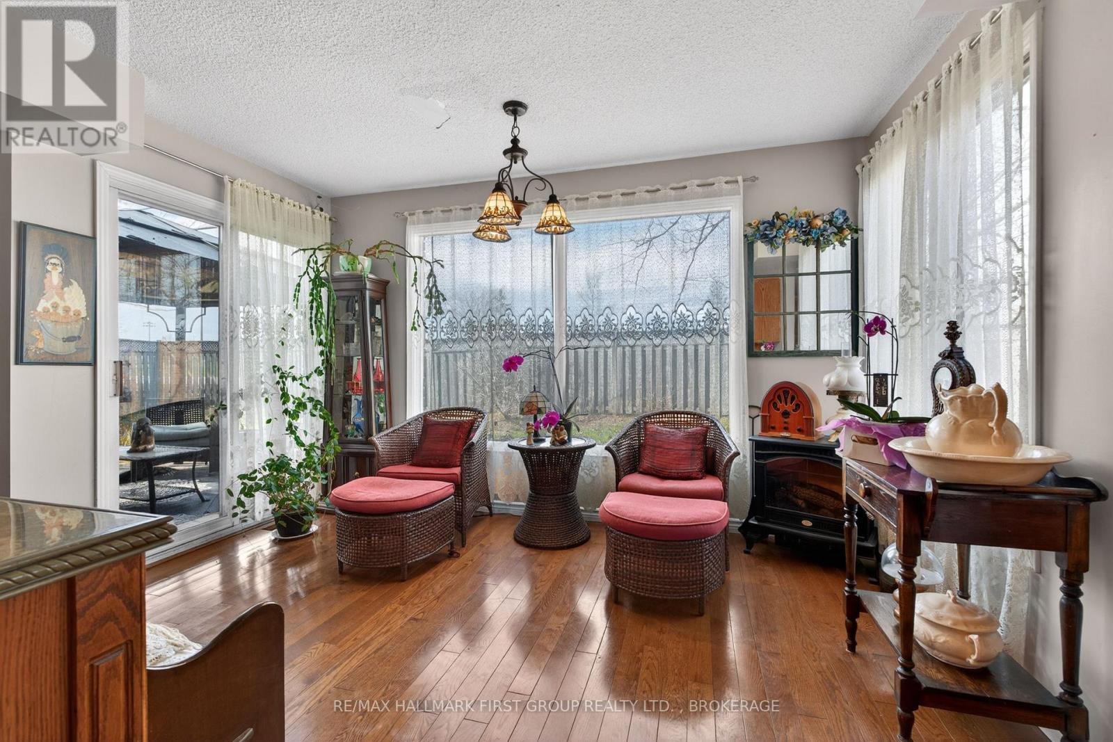 1130 CAITLIN CRESCENT - 7