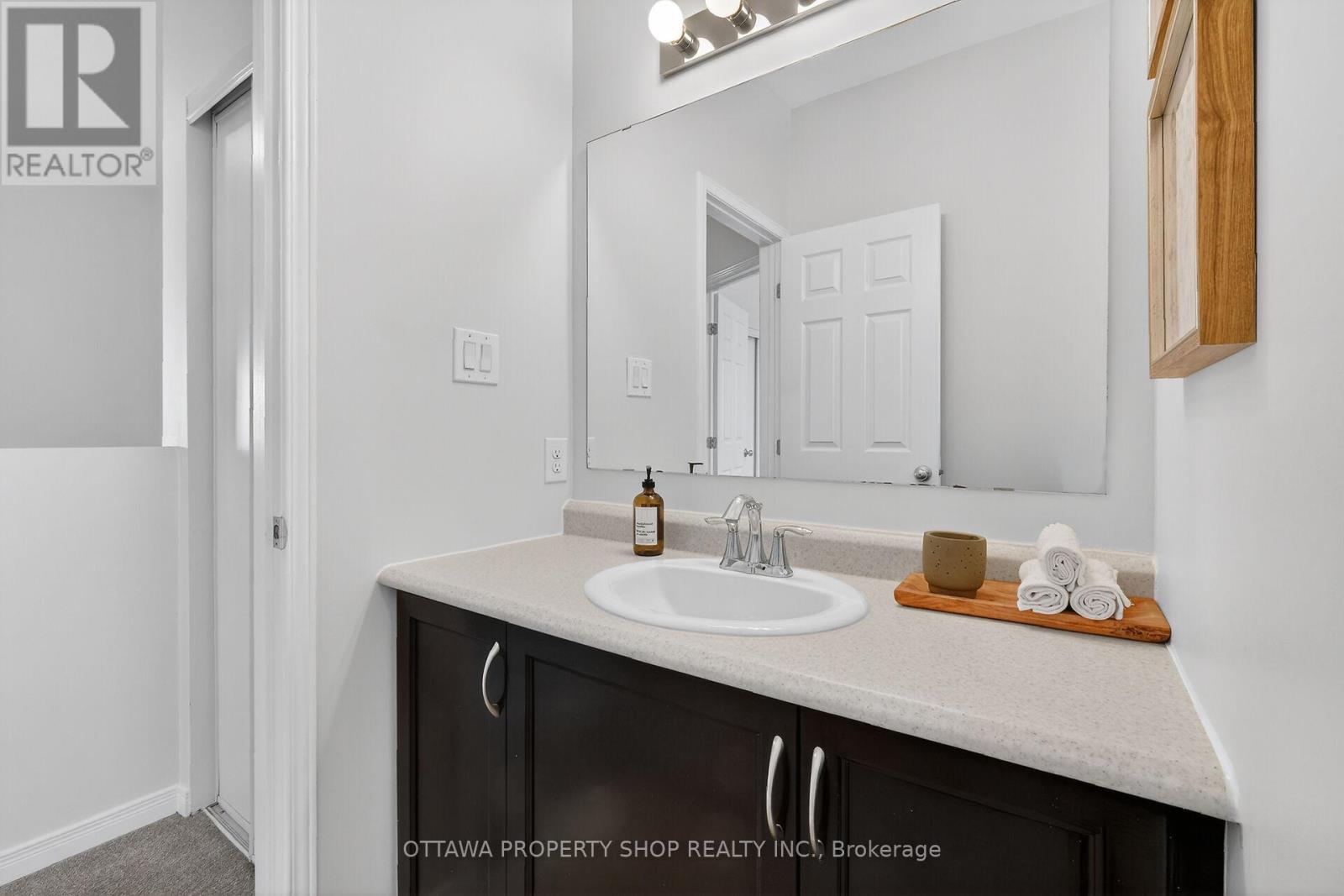 3385 CAMBRIAN ROAD - 23