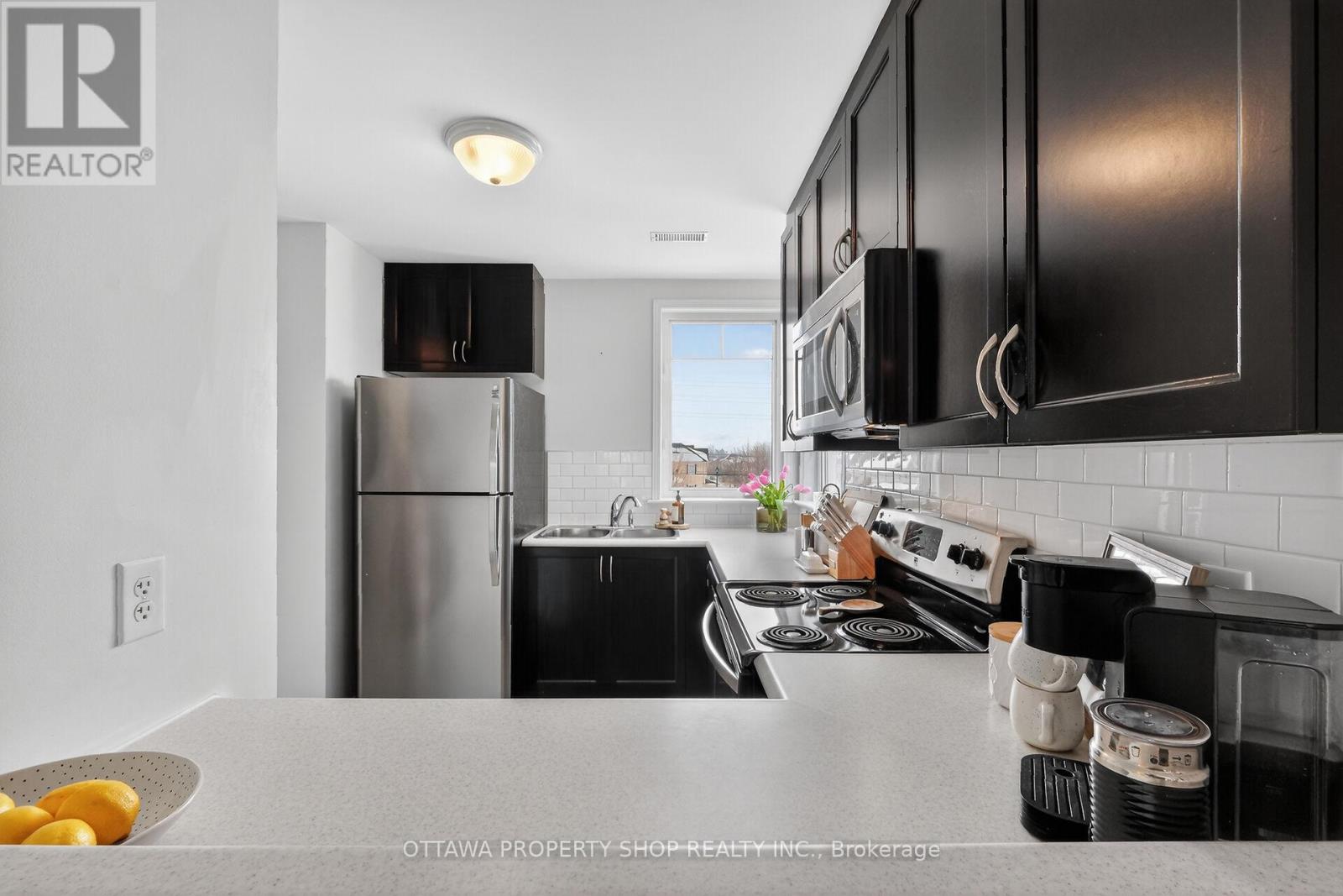 3385 CAMBRIAN ROAD - 6