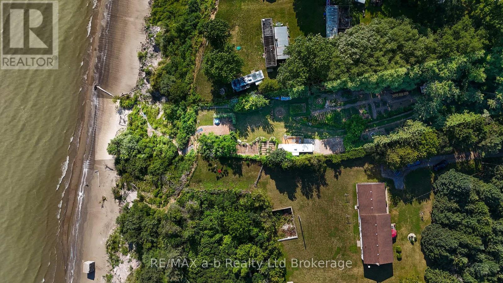 55424 LAKESHORE ROAD - 45