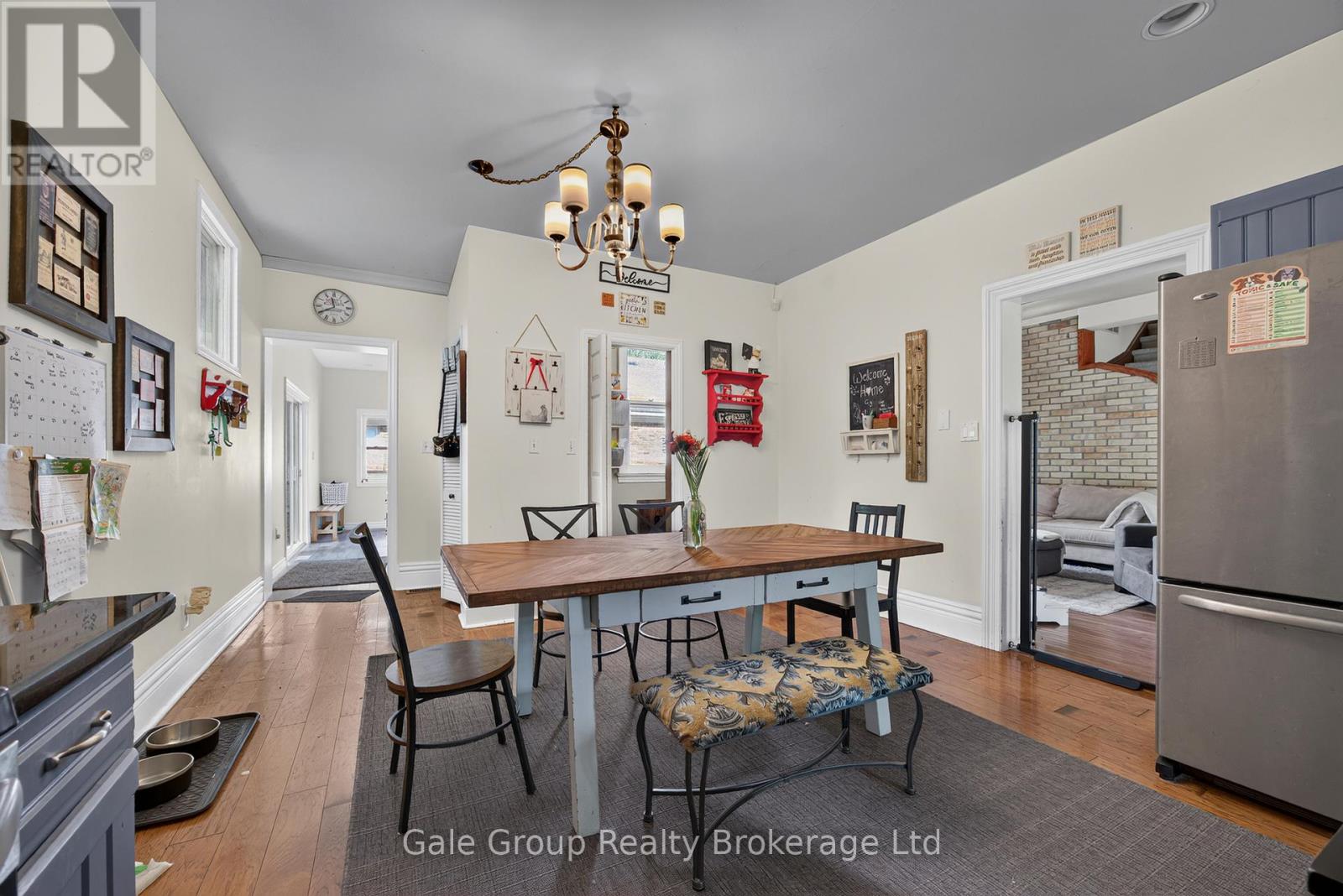445 VINCENT STREET - 13