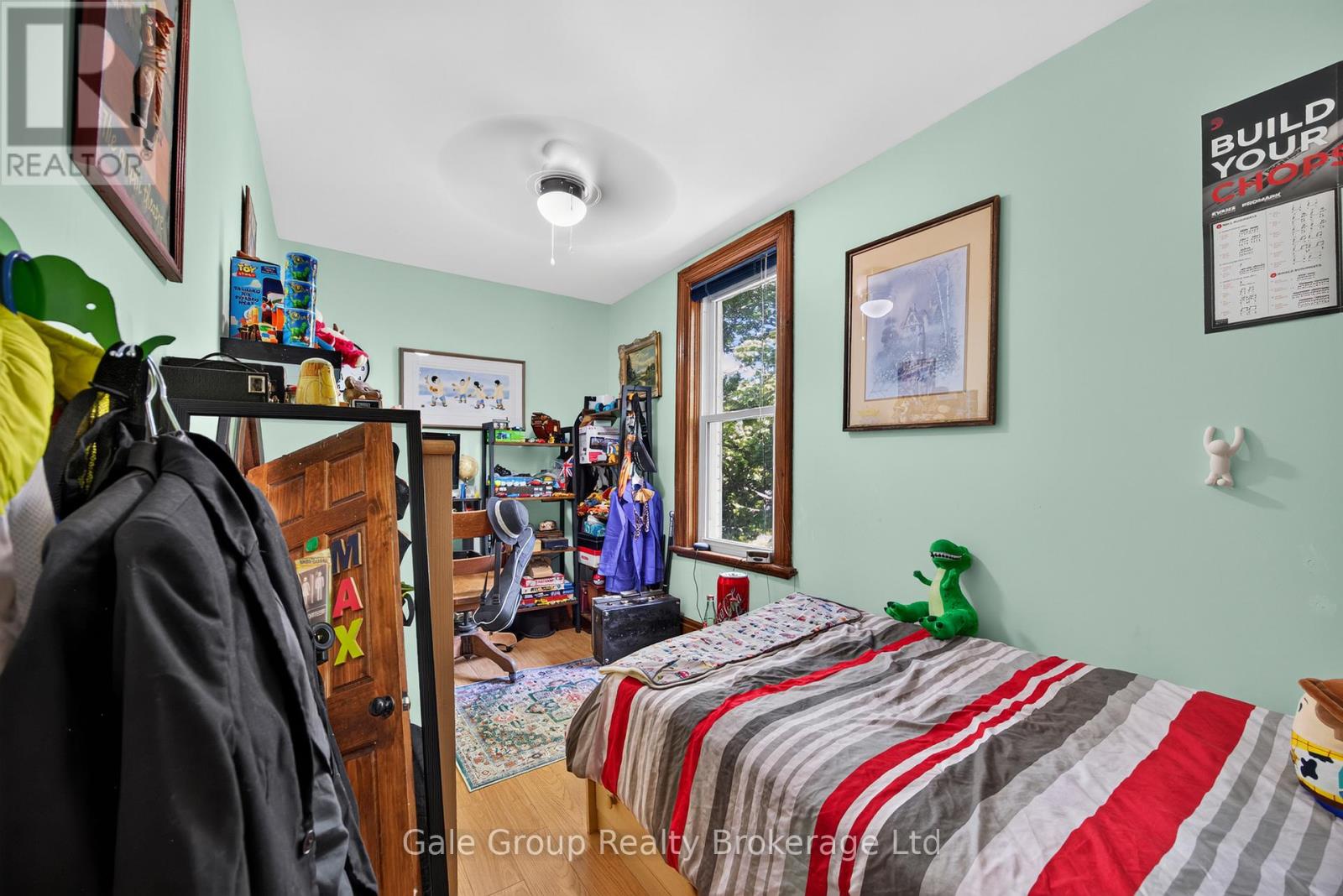 445 VINCENT STREET - 20