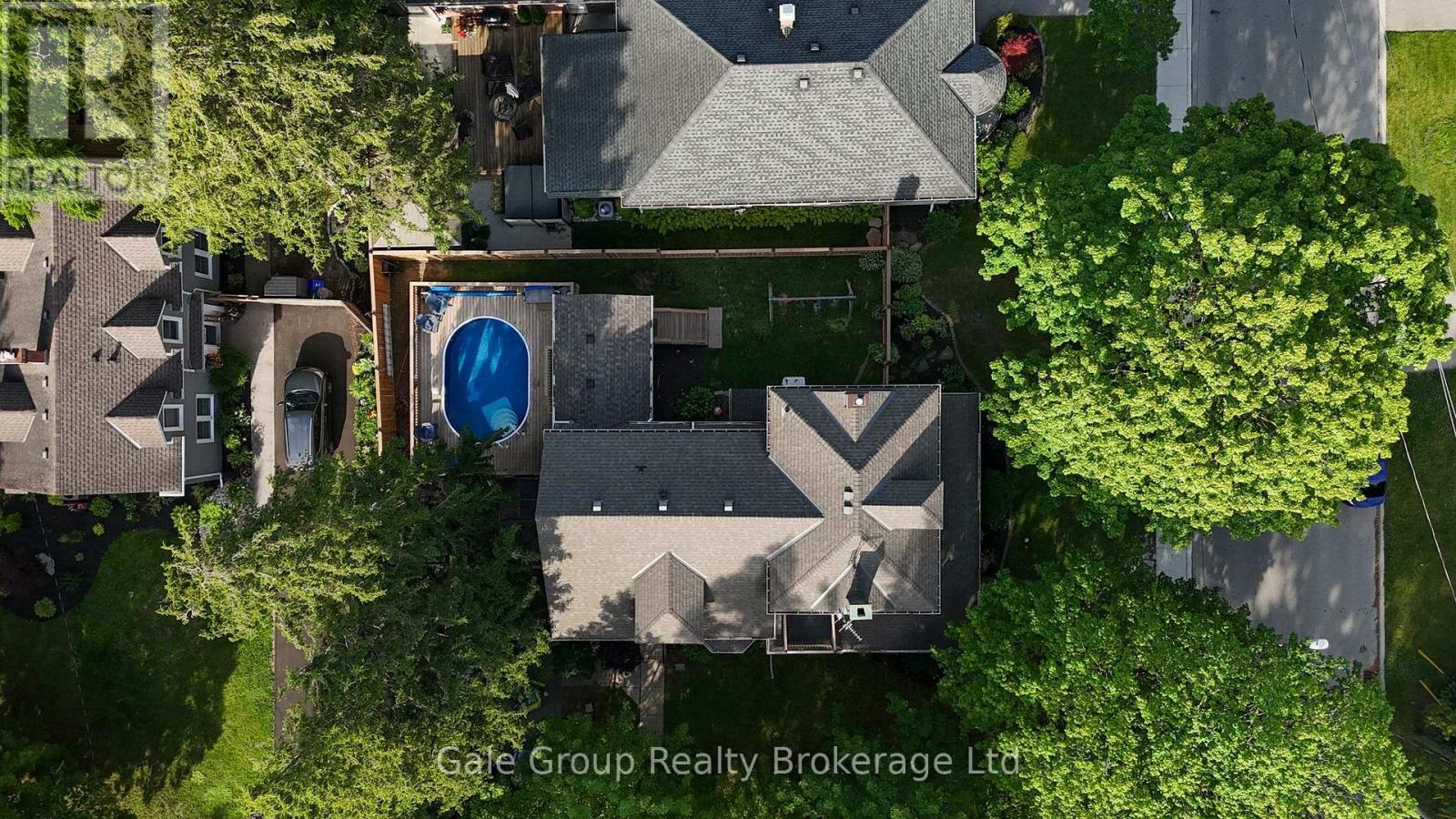 445 VINCENT STREET - 37