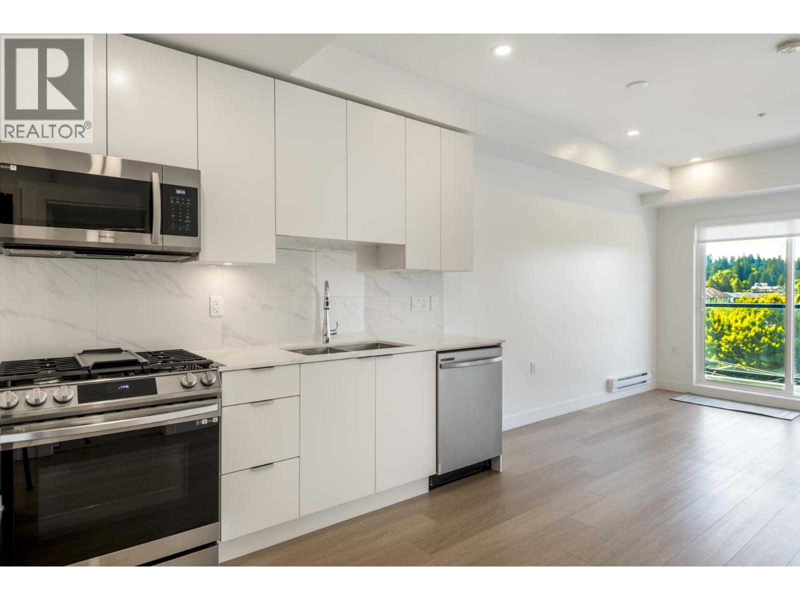 504 2331 KELLY AVENUE, Port Coquitlam