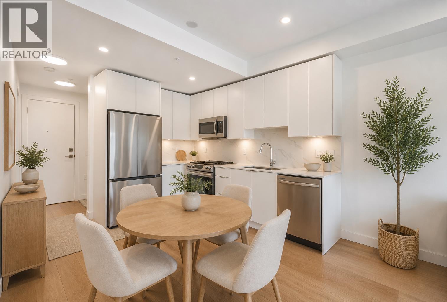 504 2331 KELLY AVENUE, Port Coquitlam