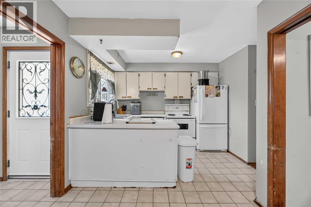 1091 INDIAN ROAD North - 10